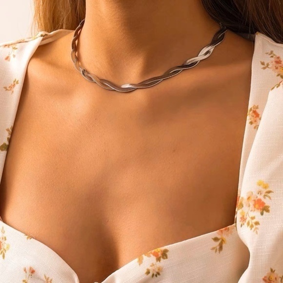 Stainless steel necklace - Picture 2 of 6